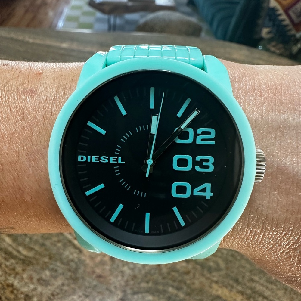 Diesel timepiece in teal